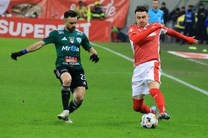 Dinamo - Unirea Slobozia » Ocazie monumentală pentru „câini”: Opruț lovește bara transversală