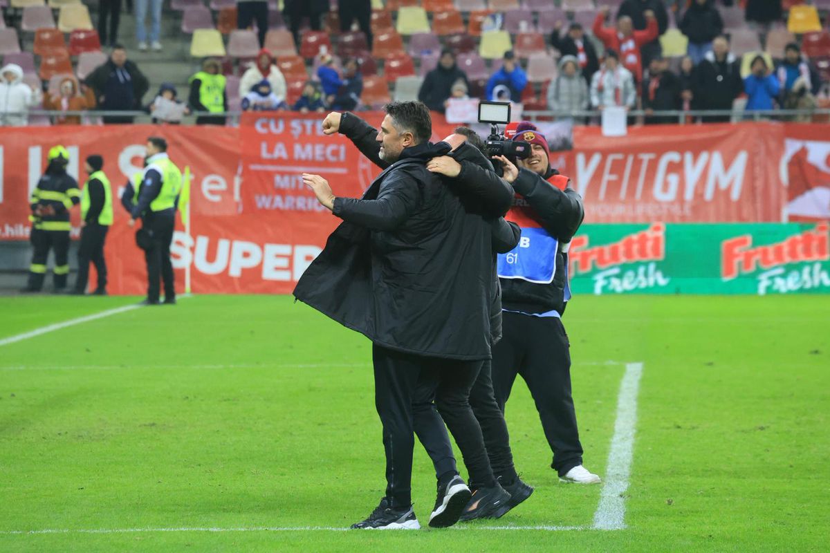 Cu gândul la Rapid și gestul pentru Claudiu Niculescu » Ce s-a întâmplat pe gazon, imediat după ce Dinamo s-a calificat matematic în play-off