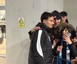 Assad Al Hamlawi, asaltat de fani pentru fotografii și autografe după Universitatea Craiova - FCSB // foto: Sergiu Alexandru (GSP)