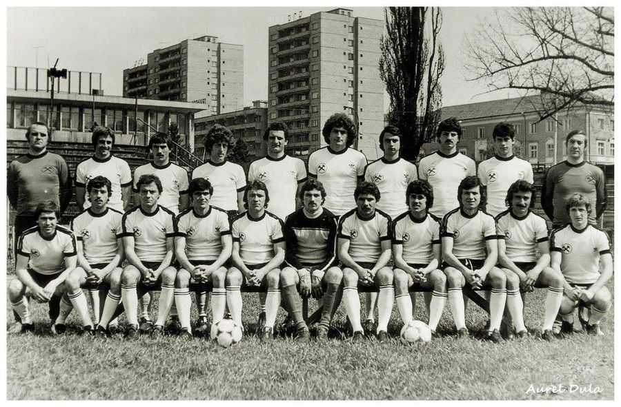 Stenograme incredibile: cum negocia Craiova Maxima vânzarea de meciuri! Cămătaru: „Mi-a dat zece «garoafe»” + „«Materialul» e la Ștefănescu!” » Reacția: „Să fie de capu' lor!”