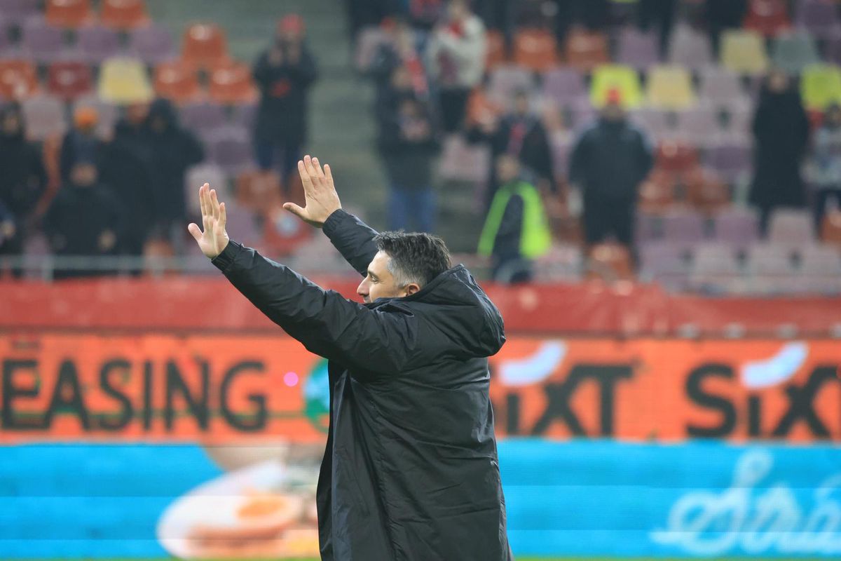 Jucătorul lui Dinamo s-a întins pe gazon, după meci » Florentin Petre a intervenit: „Să vină medicul mai repede”