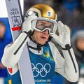 Săritorul cu schiurile austriac Daniel Tschofenig, descalificat din cauza clăparilor