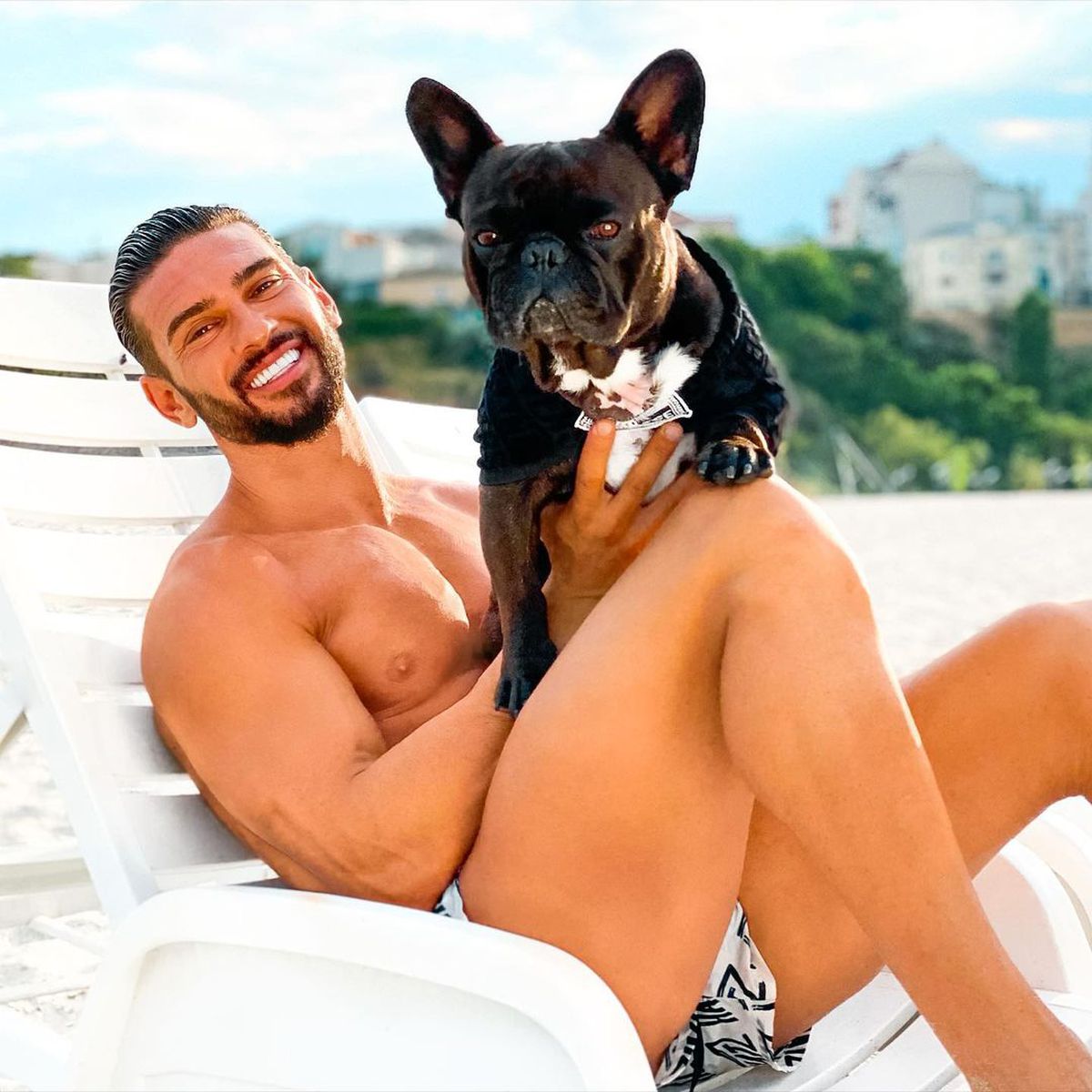 VIDEO EXCLUSIV Fostul atacant al Stelei, acum vlogger, e invidios pe succesul lui Dorian Popa: „Vreau să fiu cățelul lui. Învăț să latru! Sau să mă ia de maimuțoi”