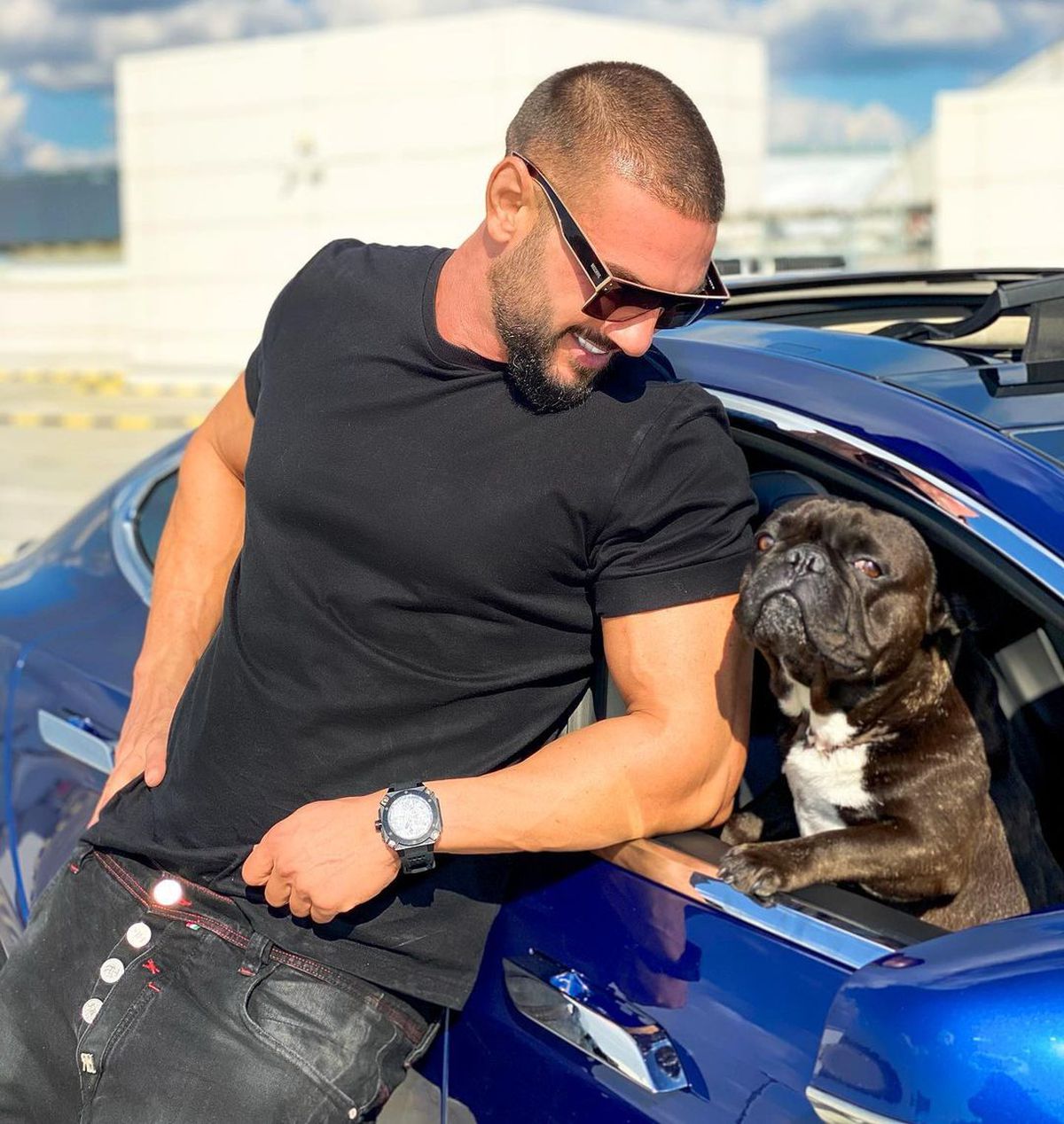 VIDEO EXCLUSIV Fostul atacant al Stelei, acum vlogger, e invidios pe succesul lui Dorian Popa: „Vreau să fiu cățelul lui. Învăț să latru! Sau să mă ia de maimuțoi”