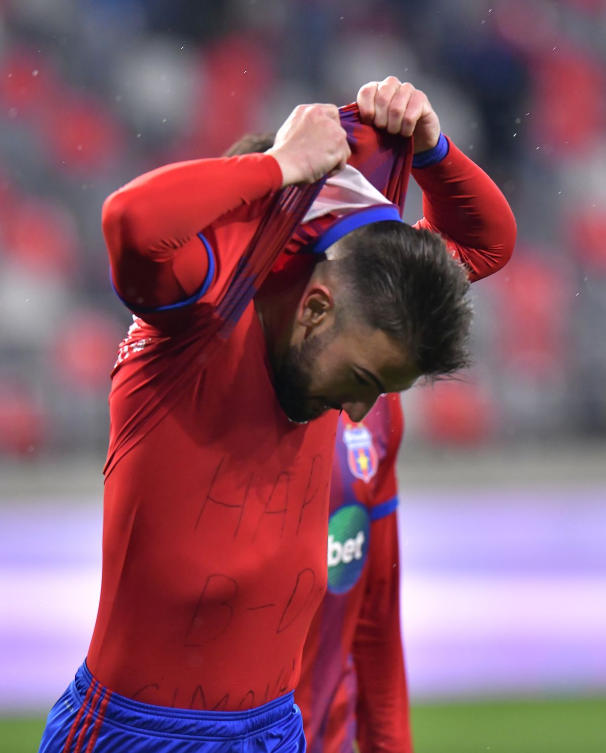 Imagini dezolante în Ghencea » Câți spectatori au venit la CSA Steaua - Unirea Dej, primul meci din play-off-ul Ligii 2