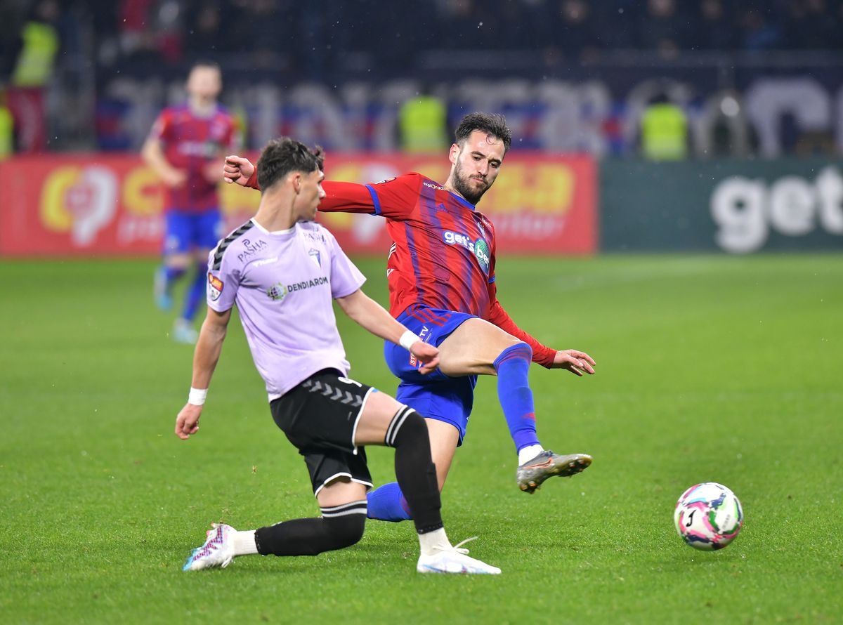 Imagini dezolante în Ghencea » Câți spectatori au venit la CSA Steaua - Unirea Dej, primul meci din play-off-ul Ligii 2