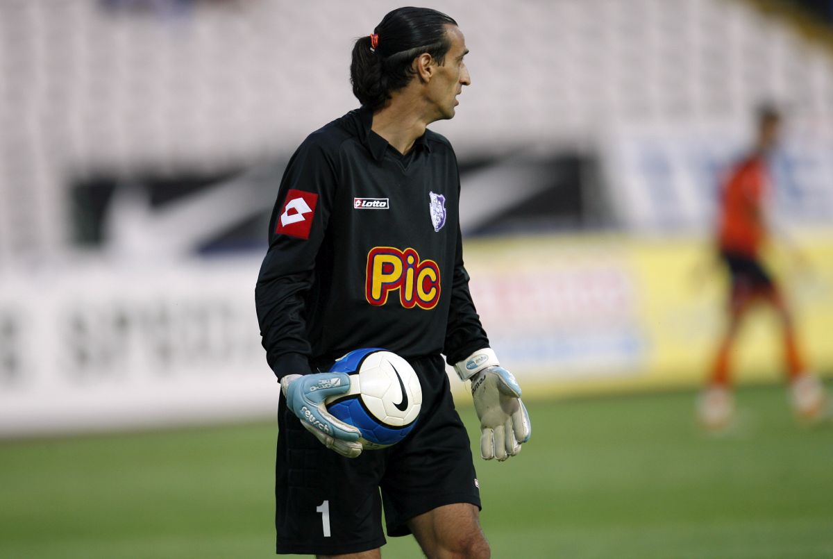 Imagini cu Bogdan Argeș Vintilă la FC Argeș: piese de colecție cu VBA