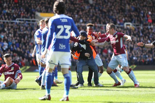 Paul Mitchell (32 de ani), fanul care l-a atacat pe Jack Grealish pe teren în 2019, a fost găsit mort/ foto: Imago Images