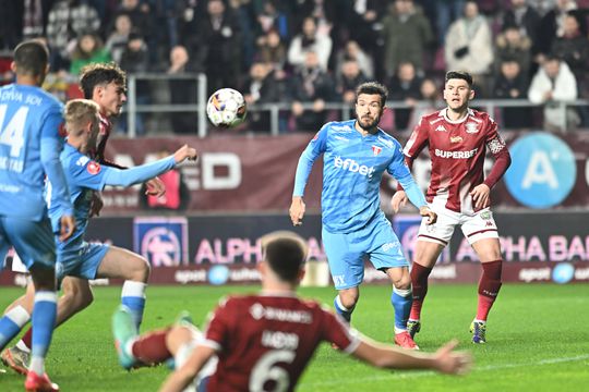 Mircea Rednic (61 de ani), antrenor celor de la UTA, speră să se poată baza și sezonul viitor pe fotbaliștii împrumutați de la Rapid. / FOTO: Imago