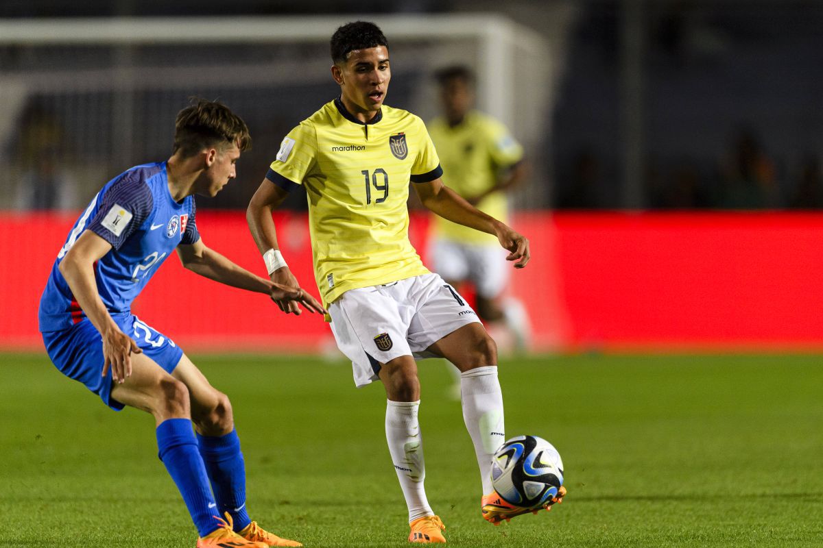 Marca a alcătuit „11”-le ideal al celor mai talentați tineri fotbaliști care nu au împlinit încă 18 ani