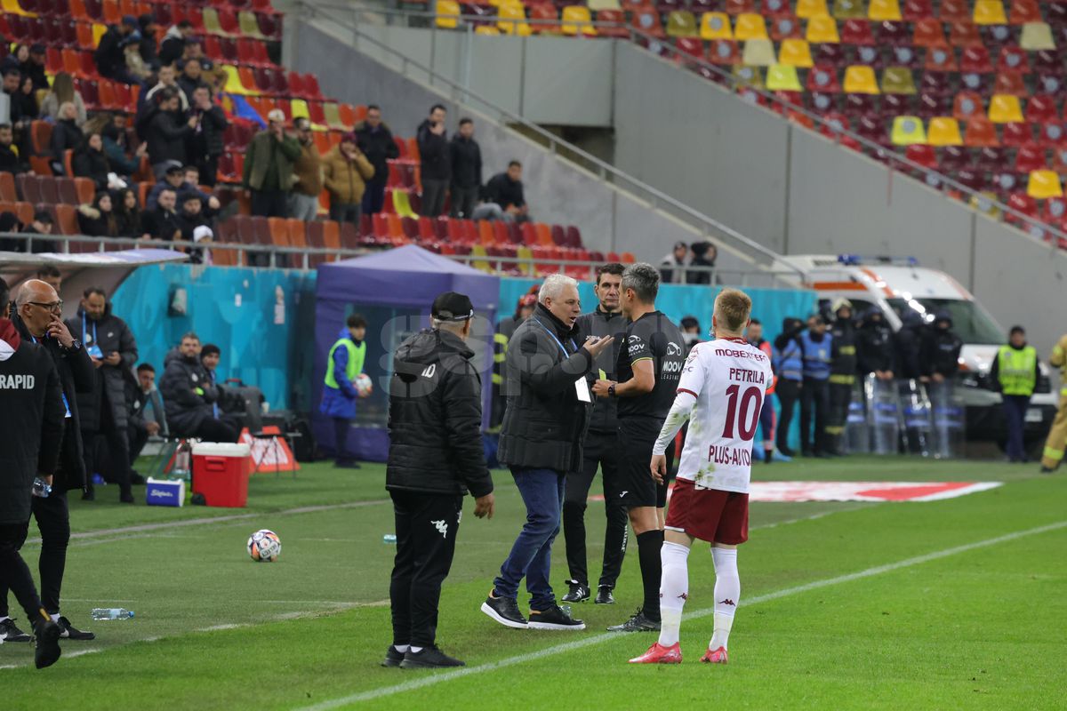 Șumudică a protestat în prima repriză