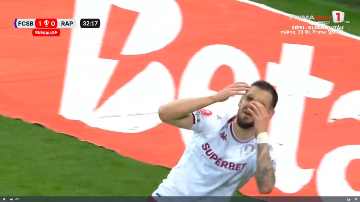 Rapid a cerut penalty în prima repriză a derby-ului cu FCSB