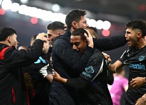 Spectacol cu 7 goluri în Stuttgart - Leverkusen » Reușita decisivă a venit în prelungiri