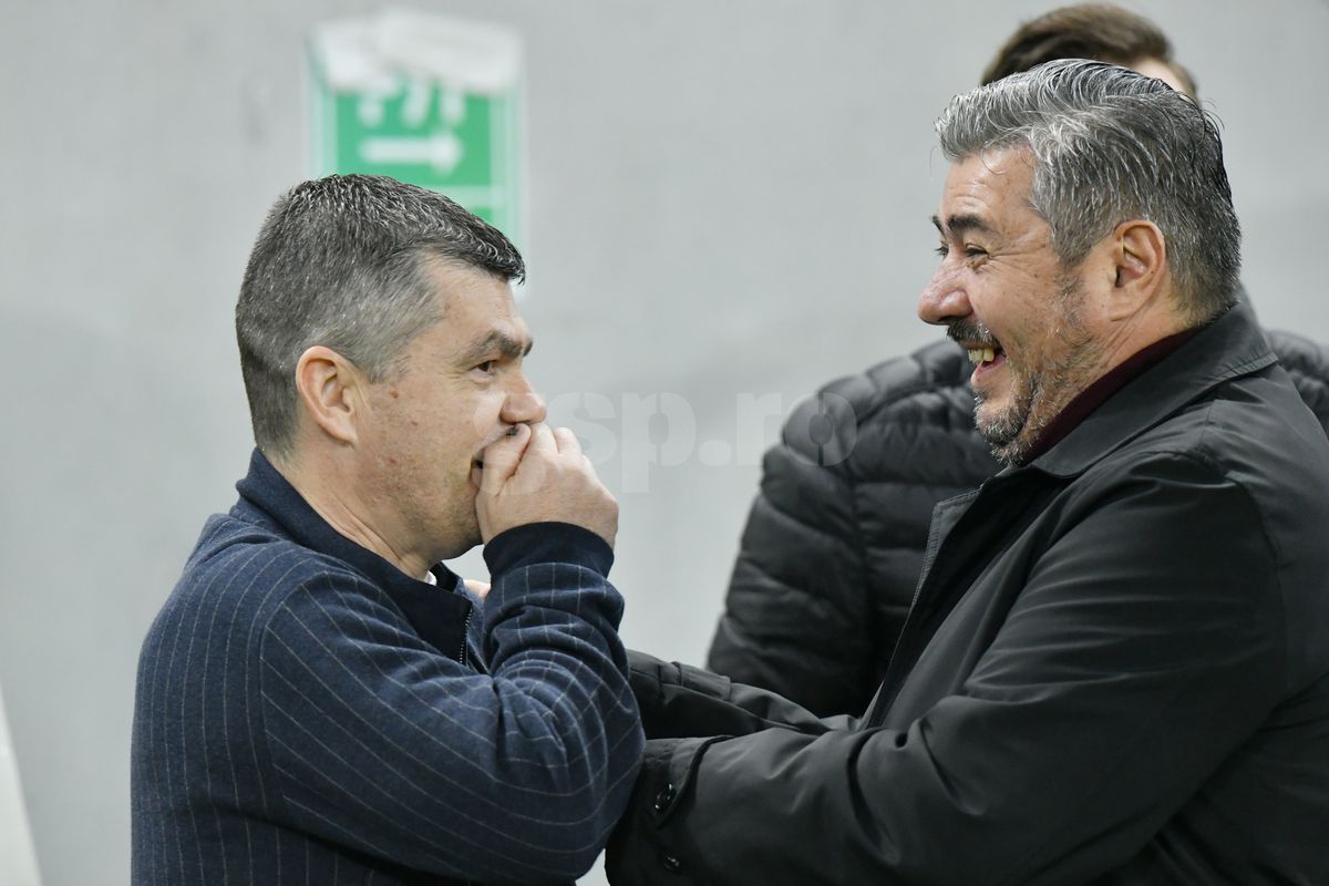 Apariție după un an pe stadioanele din România! Observatorul LPF săltat de poliție a venit la FCSB - Rapid