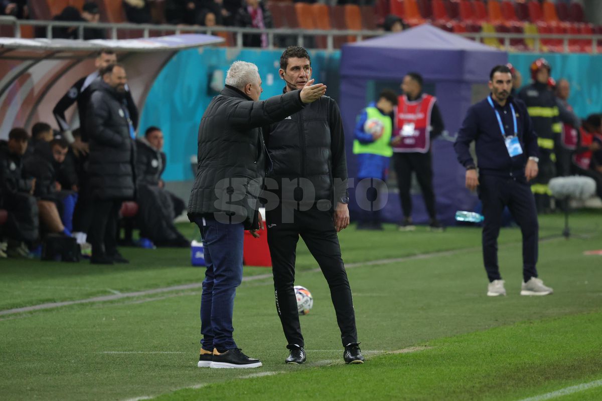 Șumudică a protestat în prima repriză