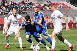 Treziți de ploaie! Hermannstadt și Slobozia au oferit o repriză secundă superbă » Clasamentul ACUM în lupta pentru salvarea de la retrogradare