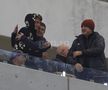 Dan Șucu, surprins la derby alături de jucătorul pe care a luat 500.000 de euro! Mircea Lucescu și Mircea Geoană sunt prezenți pe stadion