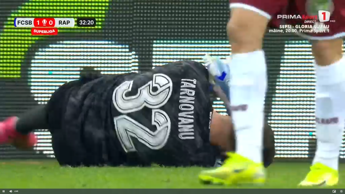 Rapid a cerut penalty în prima repriză a derby-ului cu FCSB