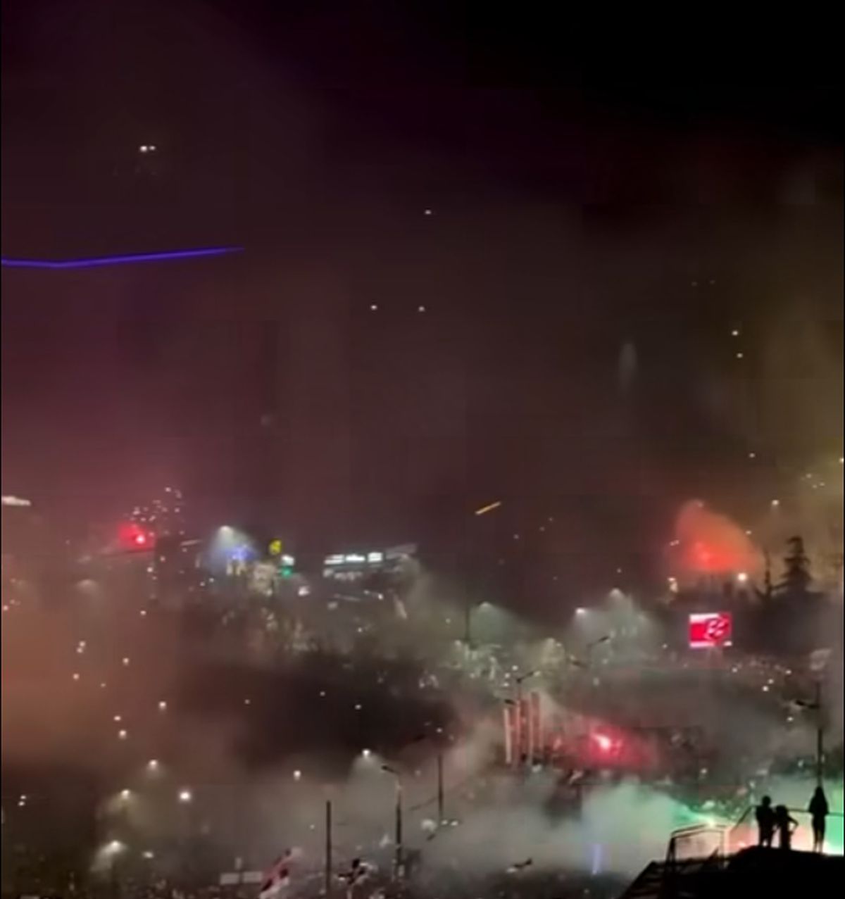 Imagini NEMAIVĂZUTE de la Belgrad: cel mai mare protest din istoria țării » Sute de mii de oameni pe străzi! Djokovic, printre sportivii care au susținut demersul