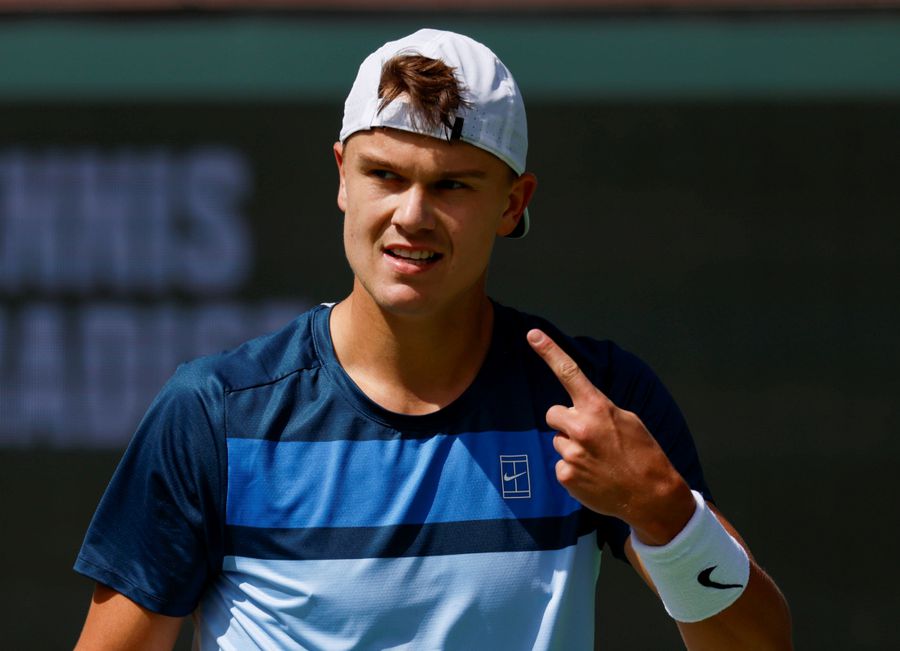 Holger Rune, nervos la Miami, nu a strâns mâna arbitrului de scaun: „În mijlocul punctului s-a aprins lumina, omule!”