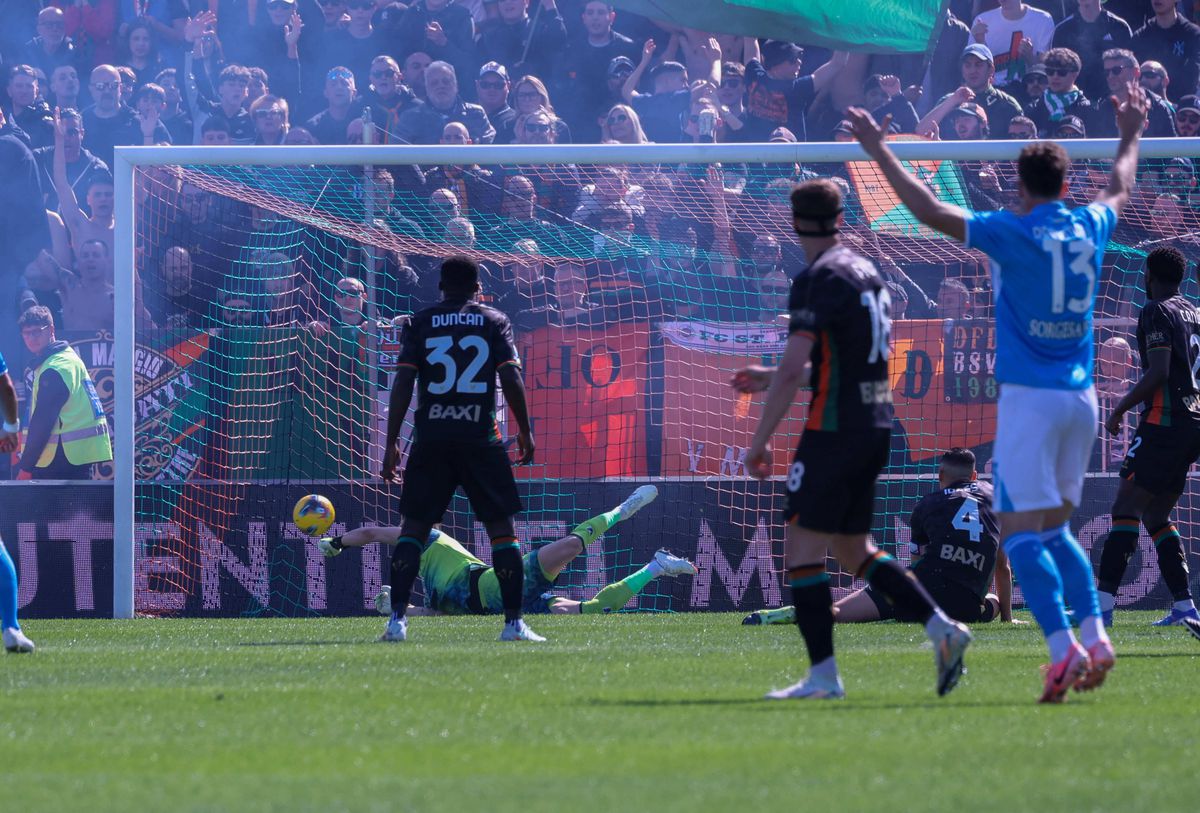 Ionuț Radu, MVP în Venezia - Napoli