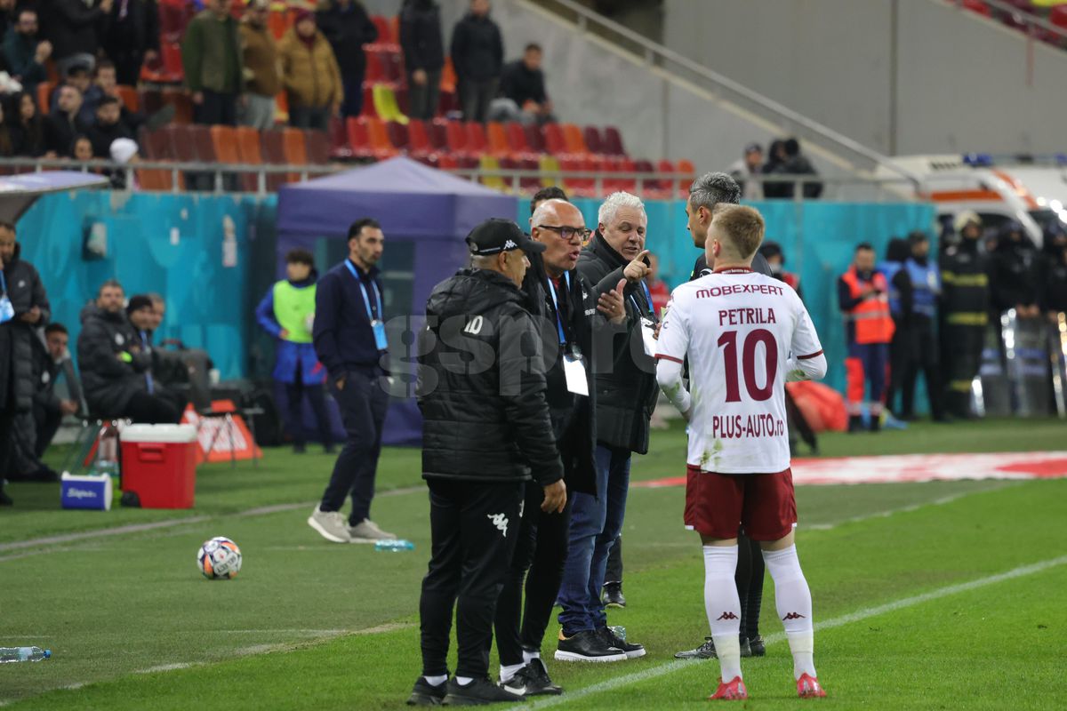 Șumudică a protestat în prima repriză