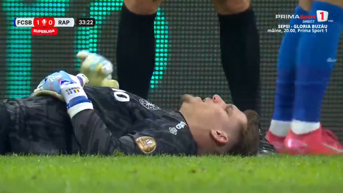 Rapid a cerut penalty în prima repriză a derby-ului cu FCSB