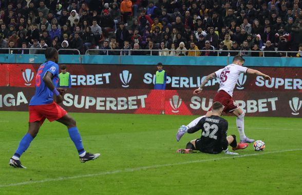 Faza din Rapid - FCSB care l-a făcut pe Marius Șumudică să ceară disperat intervenția VAR » Primul verdict al specialistului