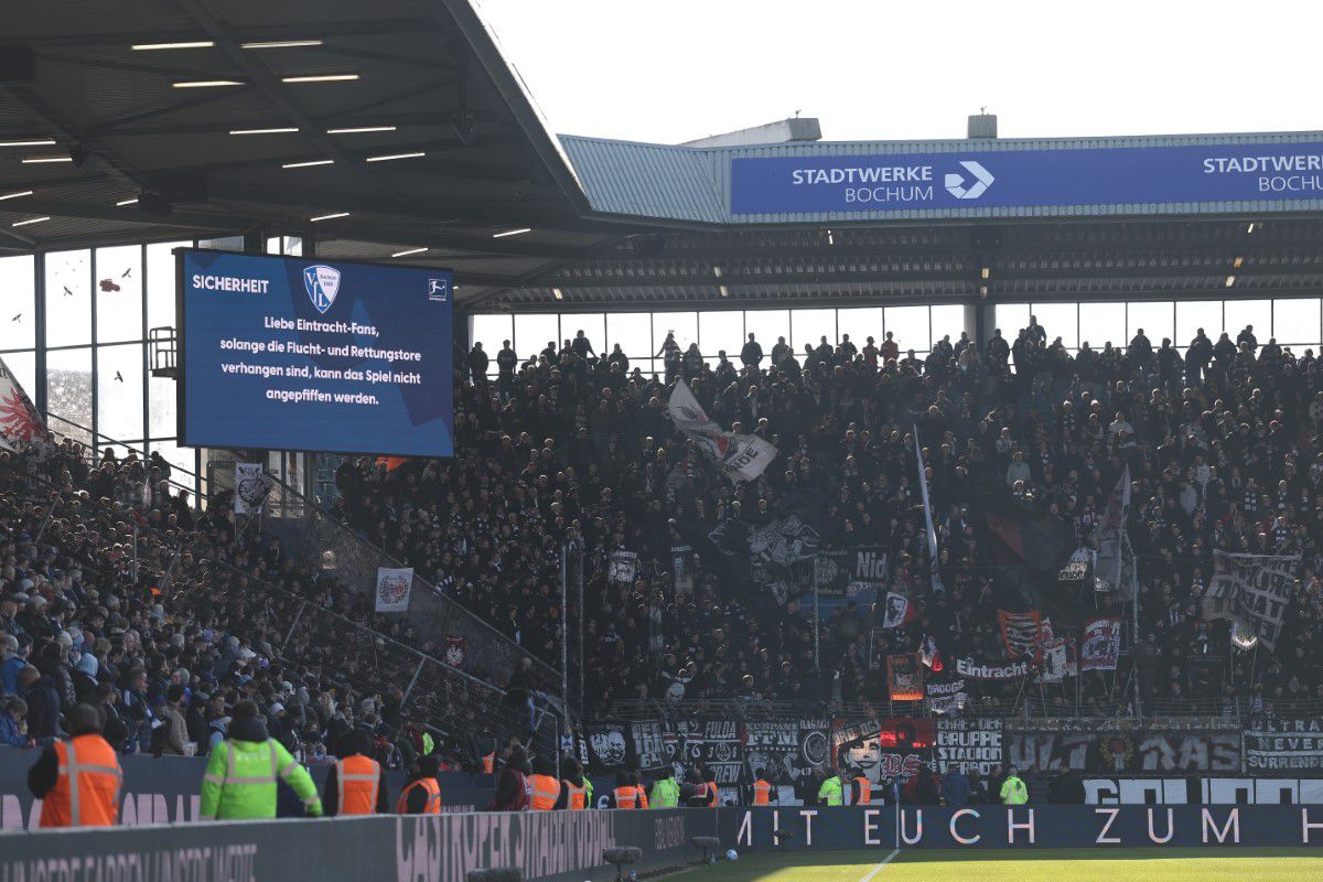 Start întârziat cu 50 de minute în Bochum - Eintracht Frankfurt