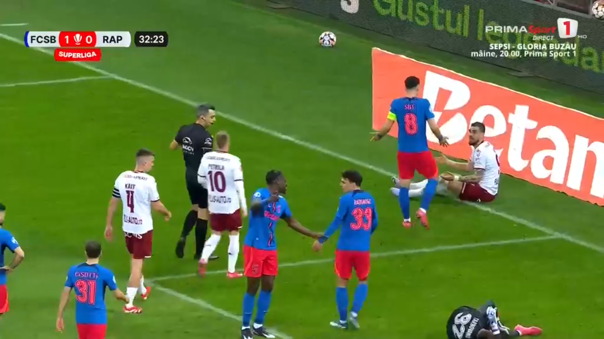 Faza din Rapid - FCSB care l-a făcut pe Marius Șumudică să ceară disperat intervenția VAR » Primul verdict al specialistului