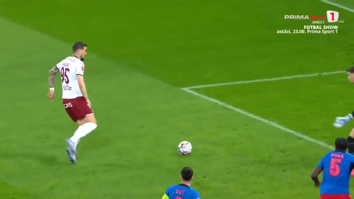 Rapid a cerut penalty în prima repriză a derby-ului cu FCSB