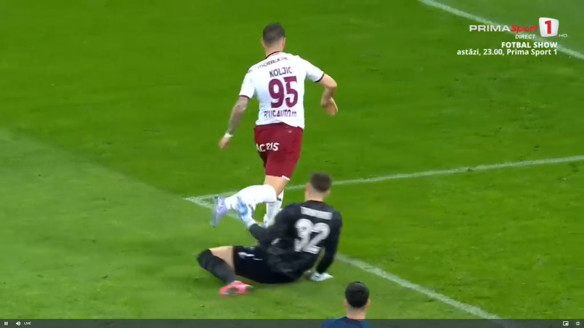 Rapid a cerut penalty în prima repriză a derby-ului cu FCSB