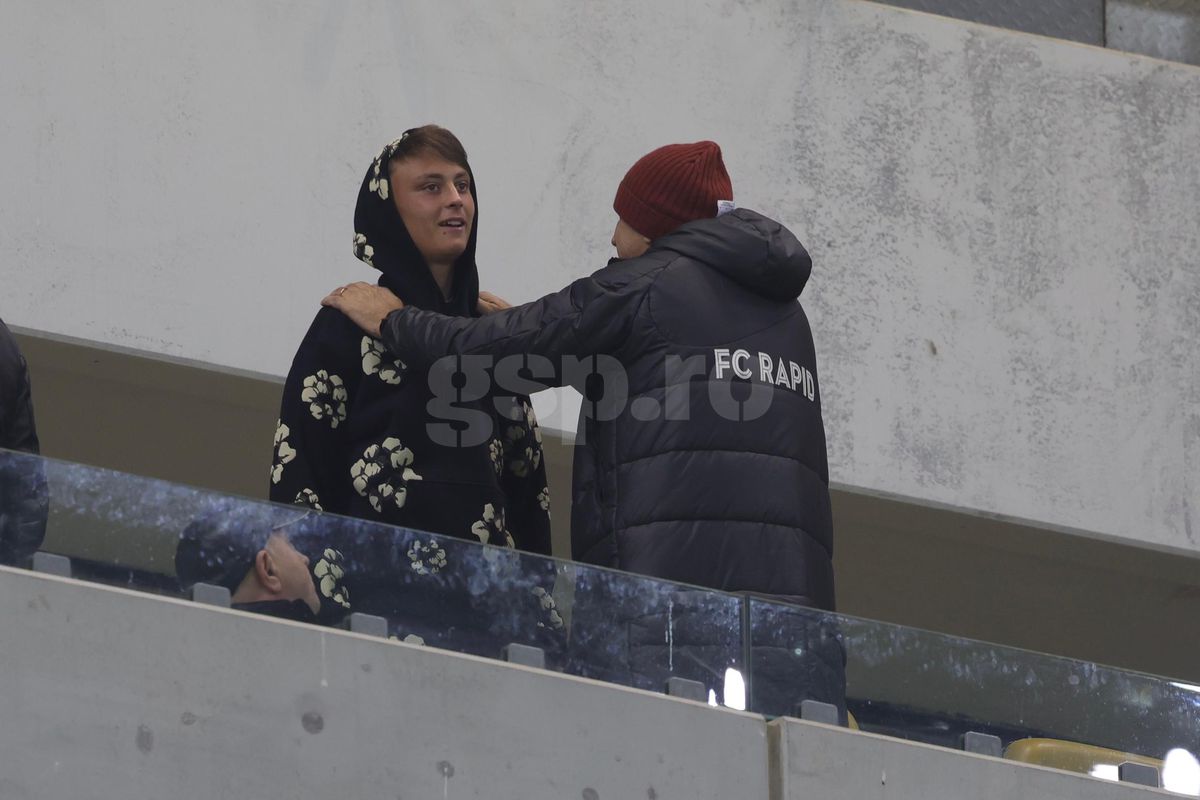 Dan Șucu, surprins la derby alături de jucătorul pe care a luat 500.000 de euro! Mircea Lucescu și Mircea Geoană sunt prezenți pe stadion