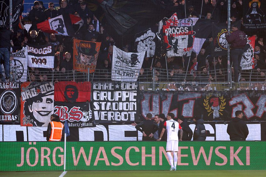 Start întârziat cu 50 de minute în Bochum - Eintracht Frankfurt // foto: Guliver/gettyimages