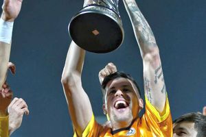 Dat afară de la Dinamo, a câștigat deja primul trofeu la noua echipă