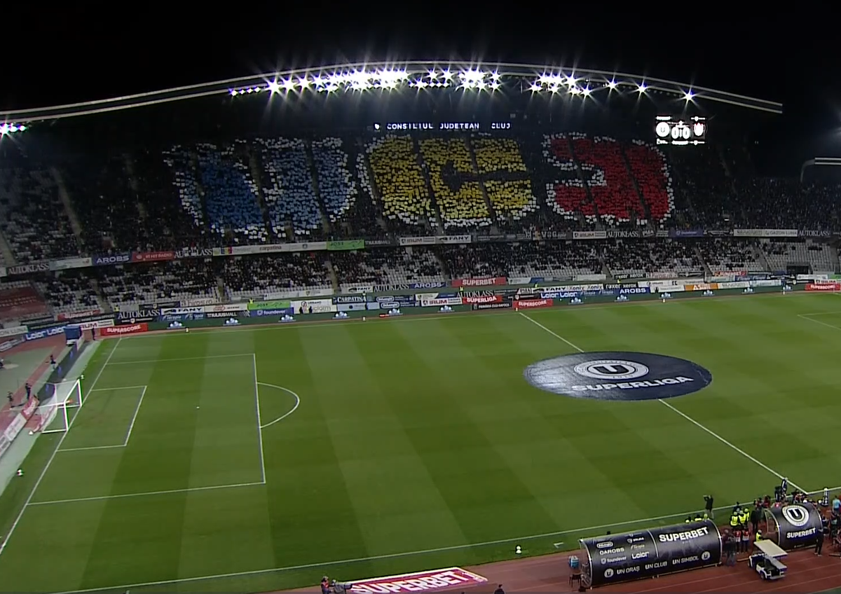Scenografie în „tricolor” la derby-ul U Cluj - CFR! Atmosferă spectaculoasă pe Cluj Arena