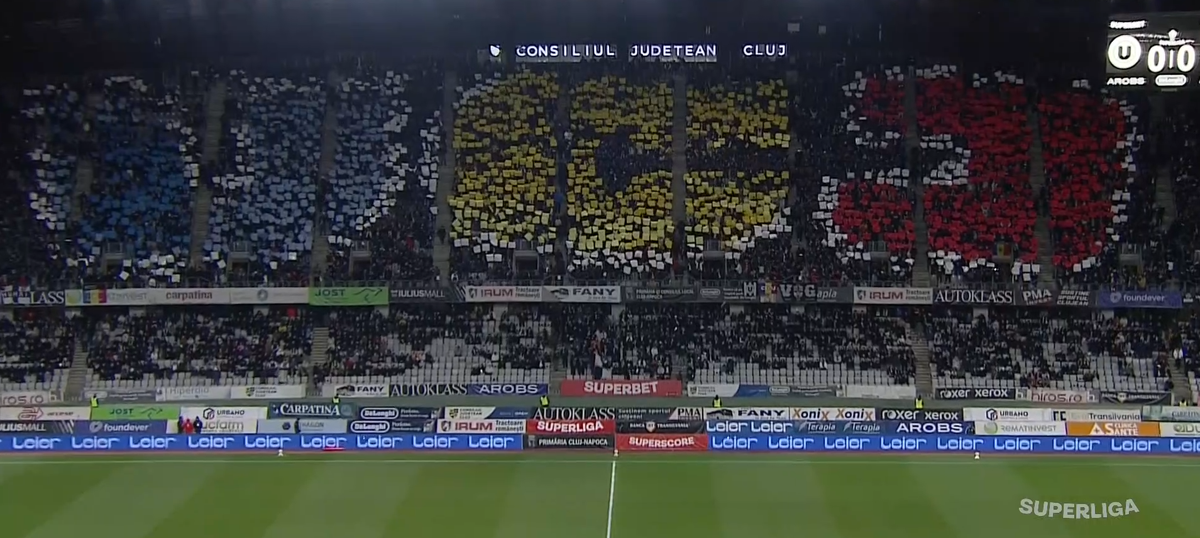 Scenografie în „tricolor” la derby-ul U Cluj - CFR! Atmosferă spectaculoasă pe Cluj Arena