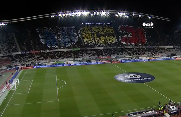 Scenografie în „tricolor” la derby-ul U Cluj - CFR! Atmosferă spectaculoasă pe Cluj Arena