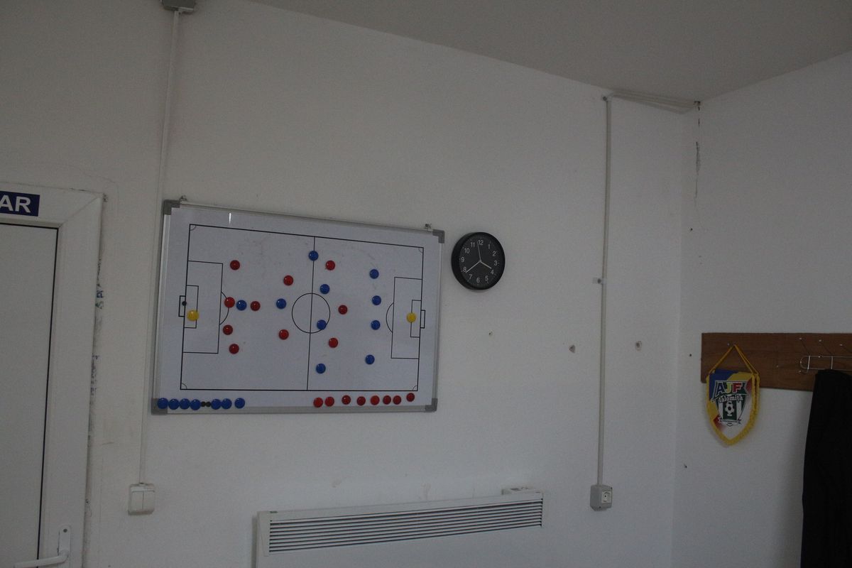 Cum arată acum stadionul pe care Borcea i-a stins țigara pe frunte lui MM Stoica » De la Dinamo, Hamburg și Olanda la Real Cosâmbești și Bărăganul Ciulnița