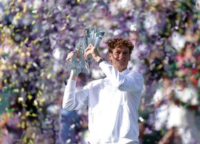 Nici Novak Djokovic nu a reușit așa ceva » Jannik Sinner a stabilit un record incredibil