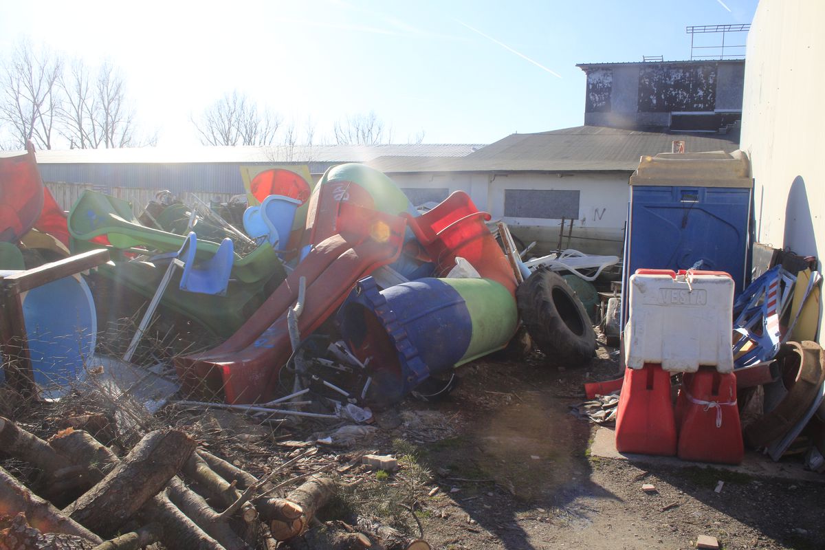 Cum arată acum stadionul pe care Borcea i-a stins țigara pe frunte lui MM Stoica » De la Dinamo, Hamburg și Olanda la Real Cosâmbești și Bărăganul Ciulnița