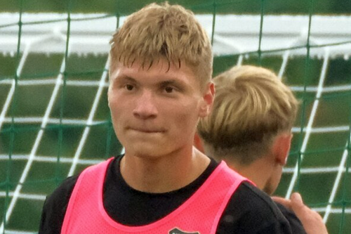 Crimă oribilă! Un internațional de tineret din Rusia a ucis o femeie la ordin » Masacrul a fost programat în fața unui minor // foto: X