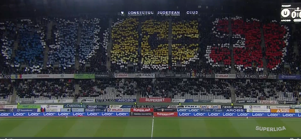 Scenografie în „tricolor” la derby-ul U Cluj - CFR! Atmosferă spectaculoasă pe Cluj Arena