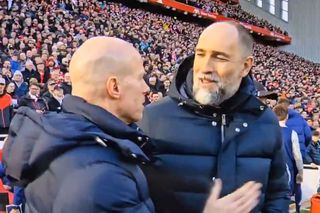 Antrenorul lui Drăgușin, furios: „Ce fel de întrebare e asta?!” + Gafă pe gazon, l-a confundat pe Arne Slot