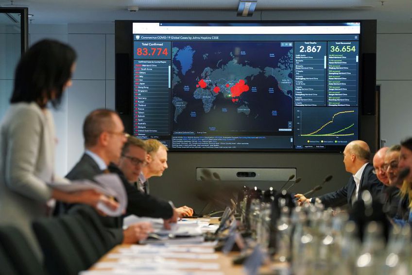 Specialiștii avertizează că unele țări încă nu s-au confruntat cu vârful pandemiei. foto: Guliver/Getty Images