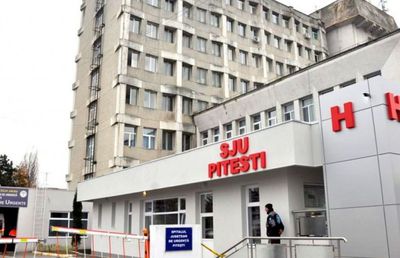 COVID-19. Detalii incredibile din Spitalul Județean Pitești: un medic cu simptome de coronavirus a continuat să vină la muncă și a intrat în contact cu 50 de persoane + conducere militară la DSP Argeș