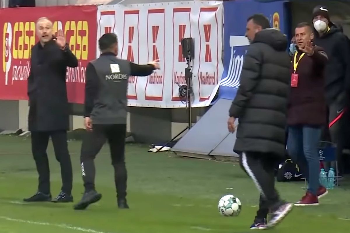 „Toni, la telefon!” » Moment penibil în timpul Supercupei pentru antrenorul lui FCSB