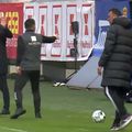 Momentul disputei dintre Edi Iordănescu și Toni Petrea // foto: captură @ Telekom Sport