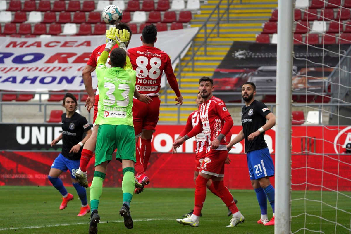 UTA - Viitorul 1-0 » Echipa lui Hagi continuă seria catastrofală! Clasamentul după primul meci din play-out