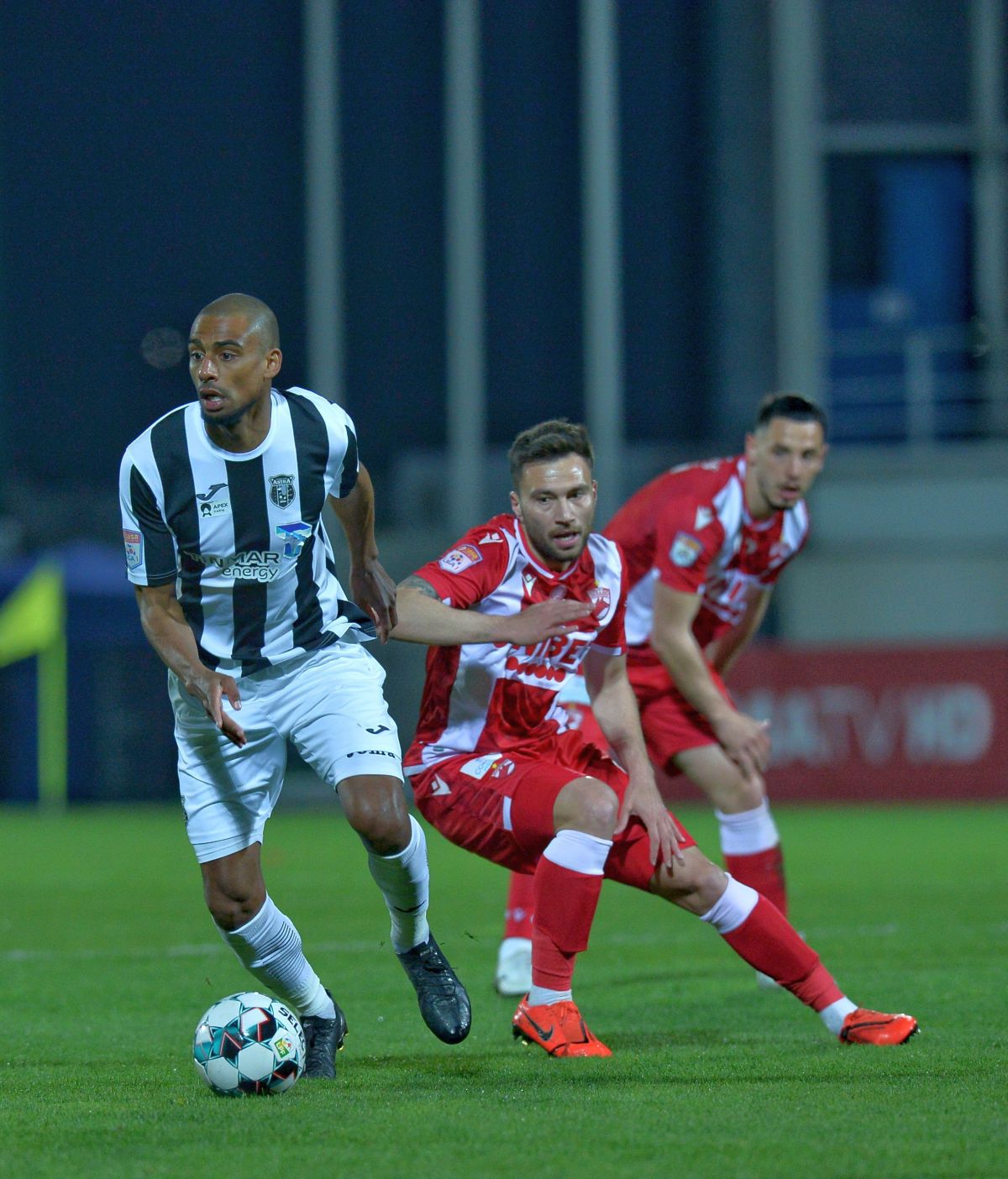 Astra - Dinamo 0-0 » Câte un remarcat în ambele tabere + Uhrin jr., martorul unei premiere la revenirea în Liga 1